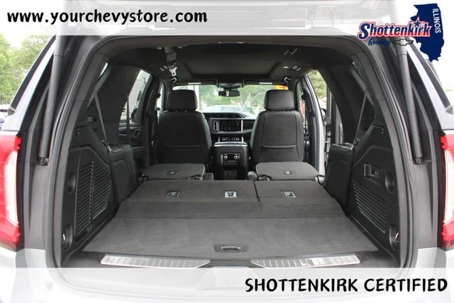 Used 2023 Silver GMC Denali image 23