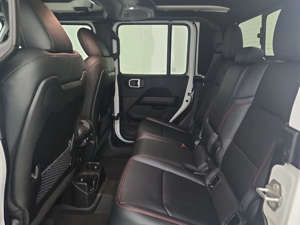 New 2026 Bright White Clearcoat Jeep Rubicon image 30