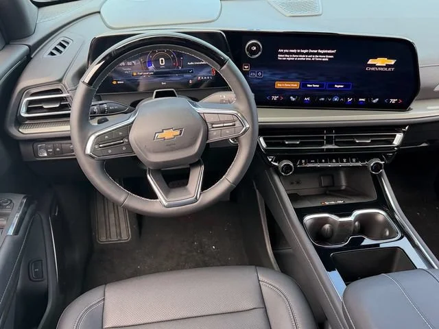 New 2026 Mosaic Black Metallic Chevrolet LT image 9