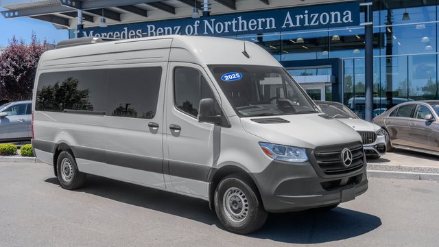 2025 Mercedes-Benz Sprinter 2500 Passenger 170 WB