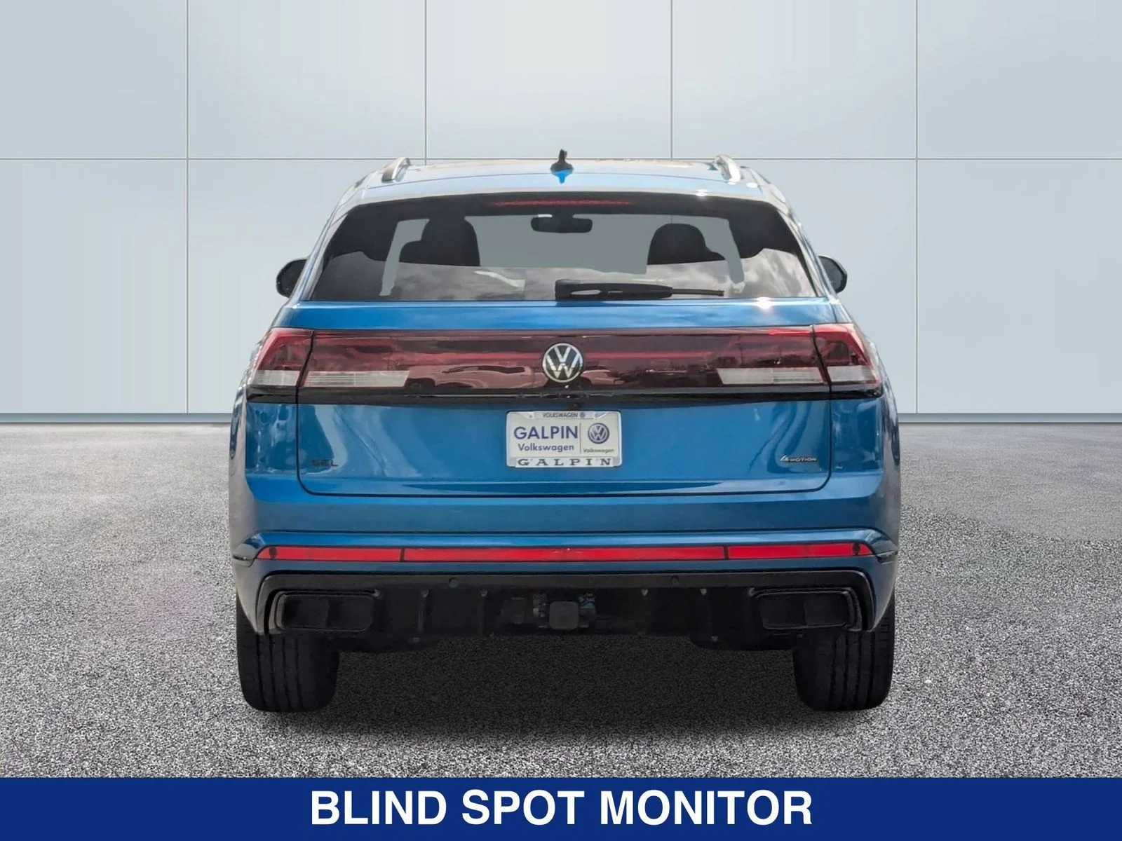 2025 Volkswagen Atlas Cross Sport SEL R-LINE - Photo 4