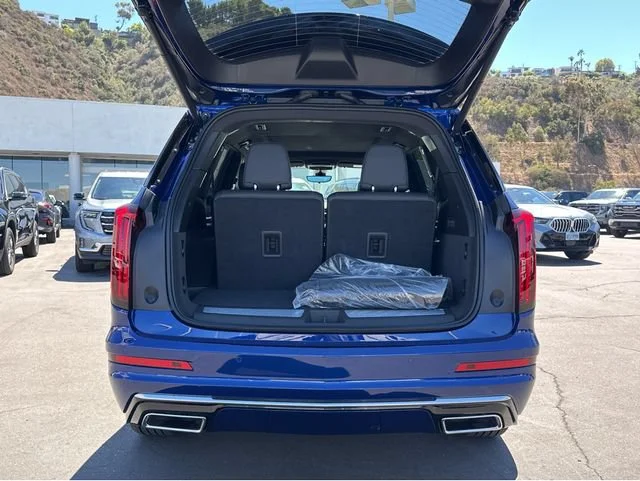 New 2025 Opulent Blue Metallic Cadillac Premium Luxury image 31
