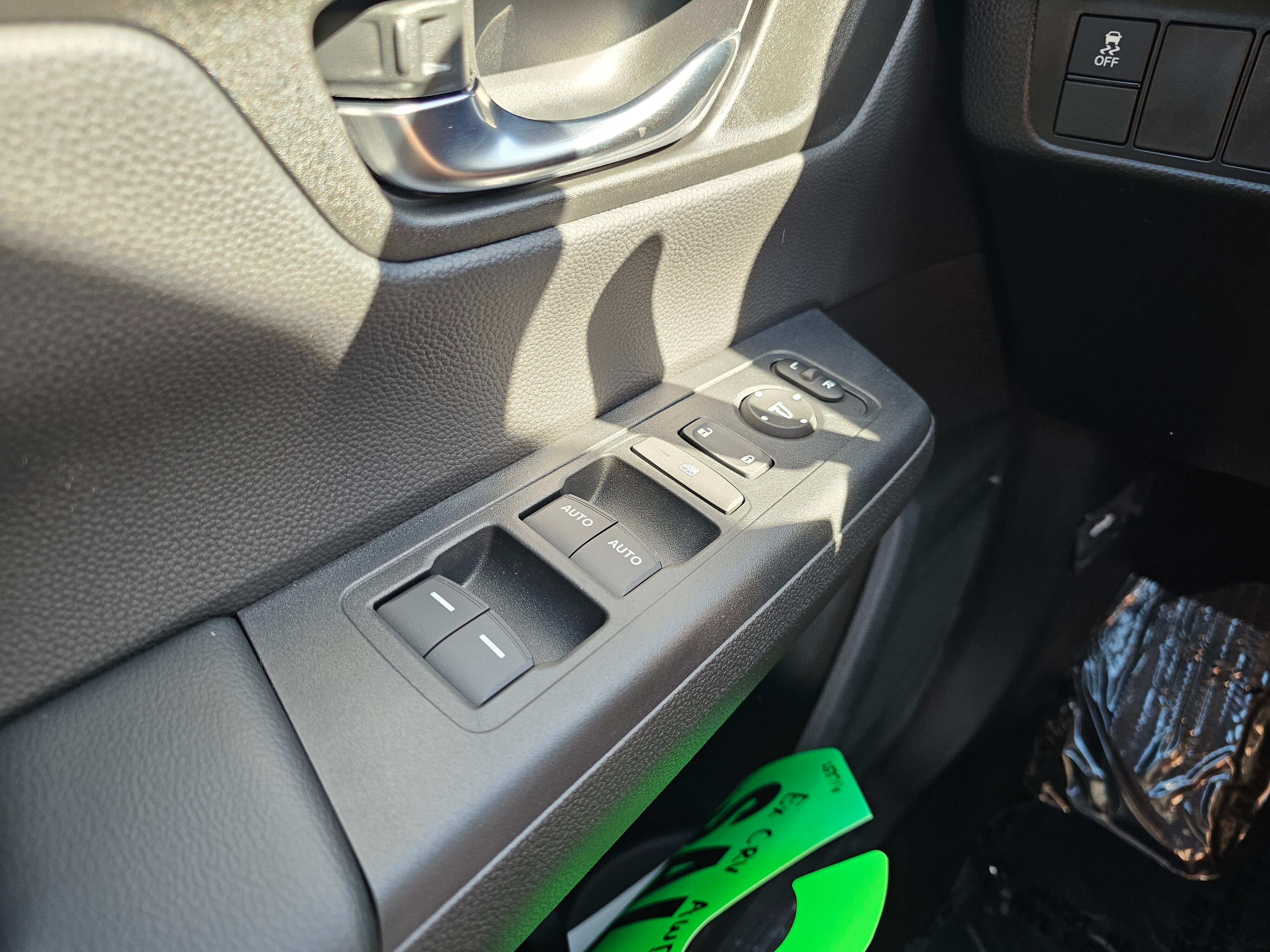 2025 Honda CR-V EX - Photo 31