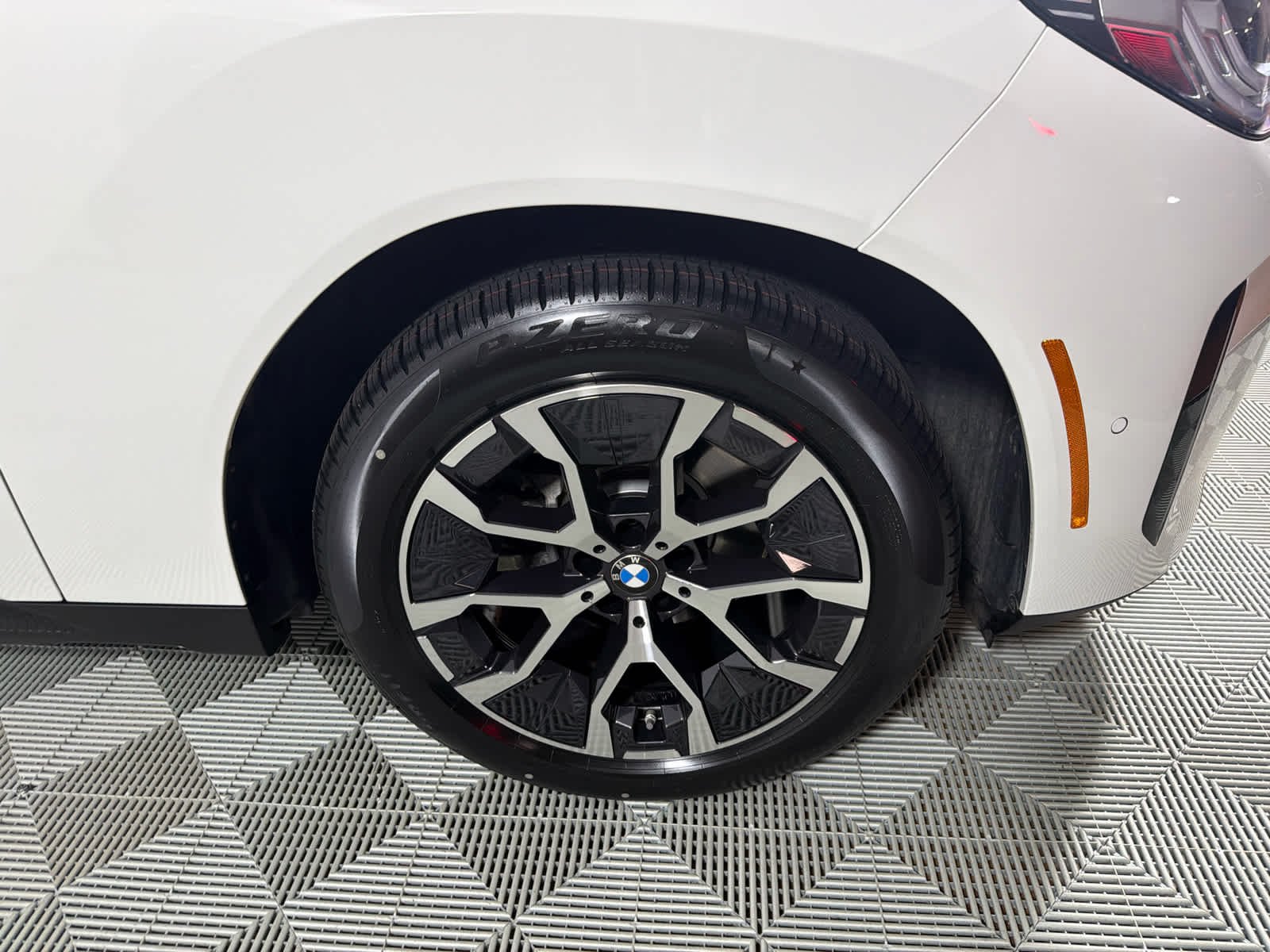 Used 2026 Alpine White BMW 30 xDrive image 9