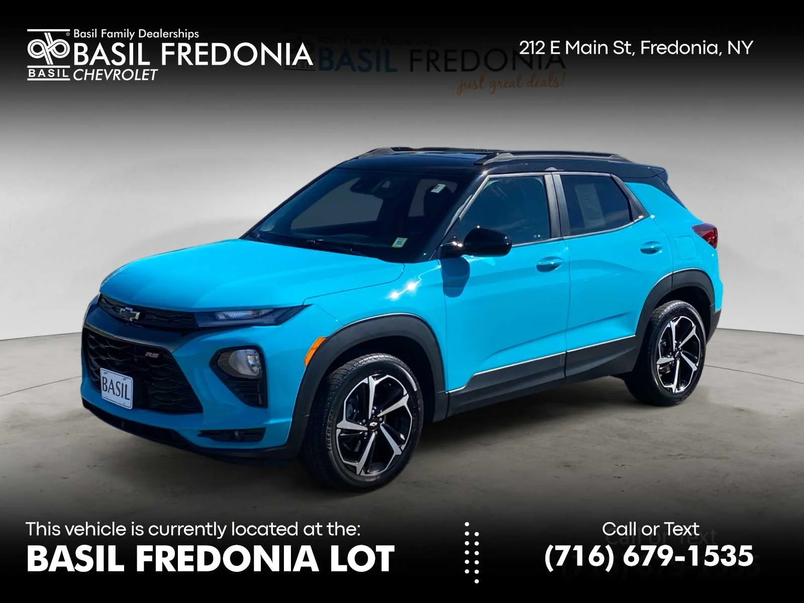 Used 2022 OASIS BLUE Chevrolet RS image 1