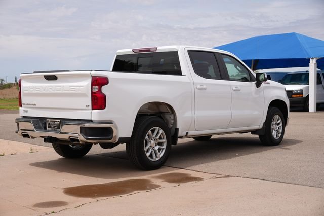 Used 2025 White Chevrolet LT image 3