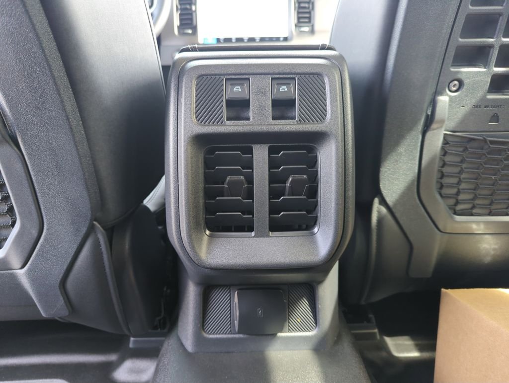 New 2026 Velocity Blue Metallic Ford Badlands® image 33