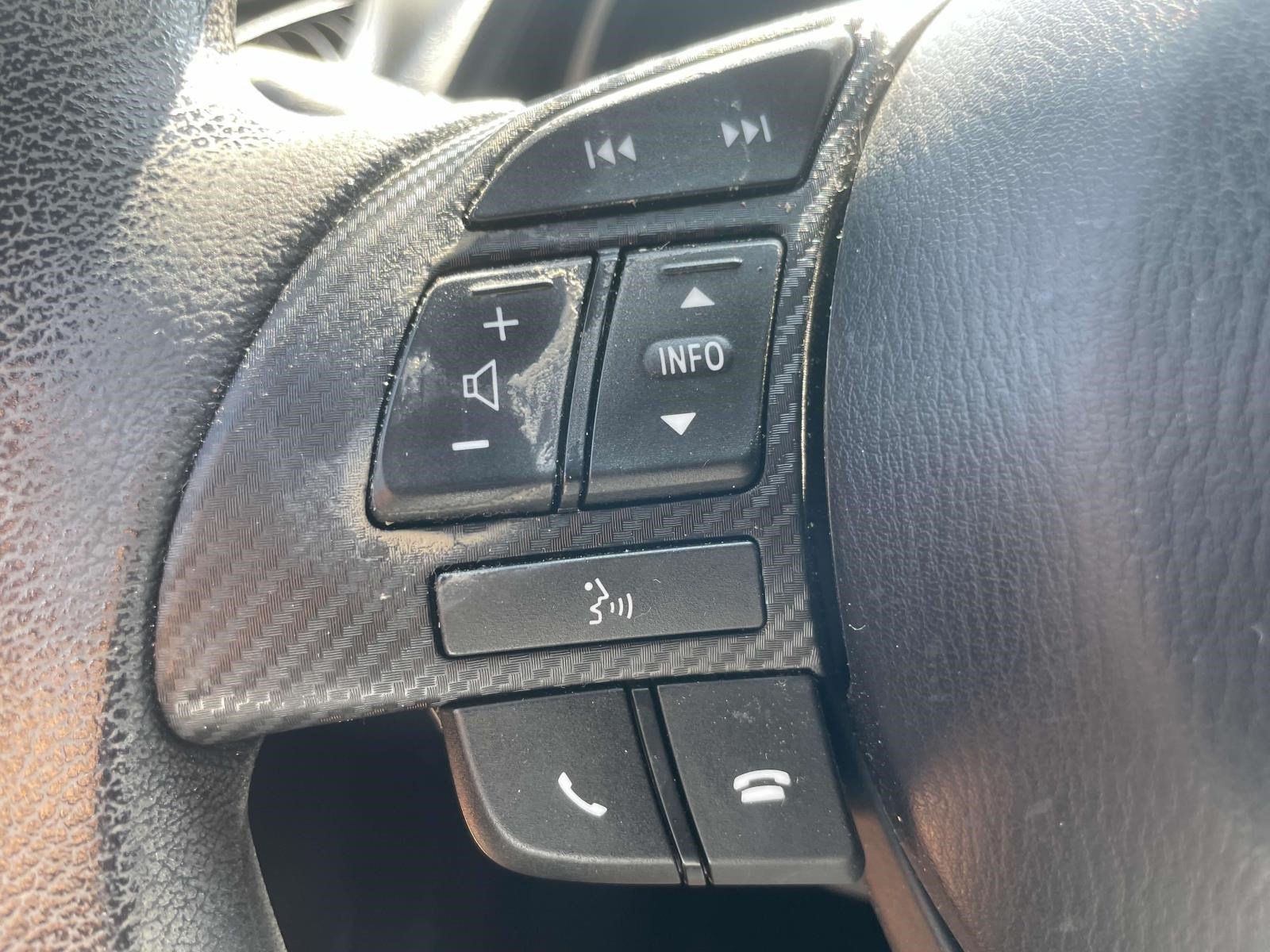 Used 2016 Silver Mazda Sport image 19