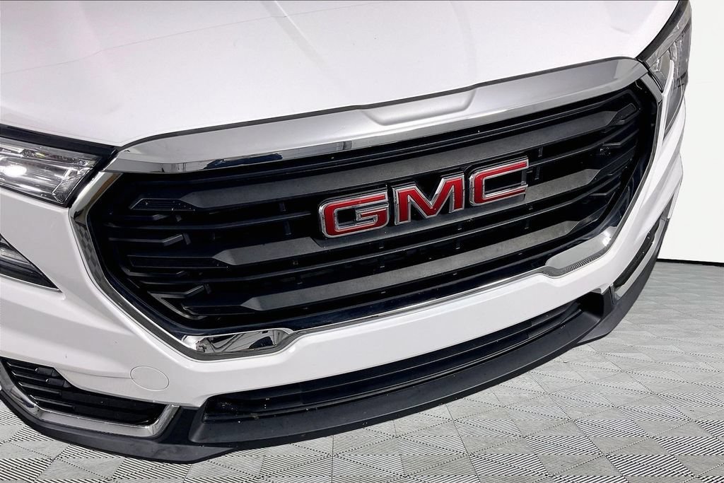 2023 GMC Terrain SLE - Photo 29