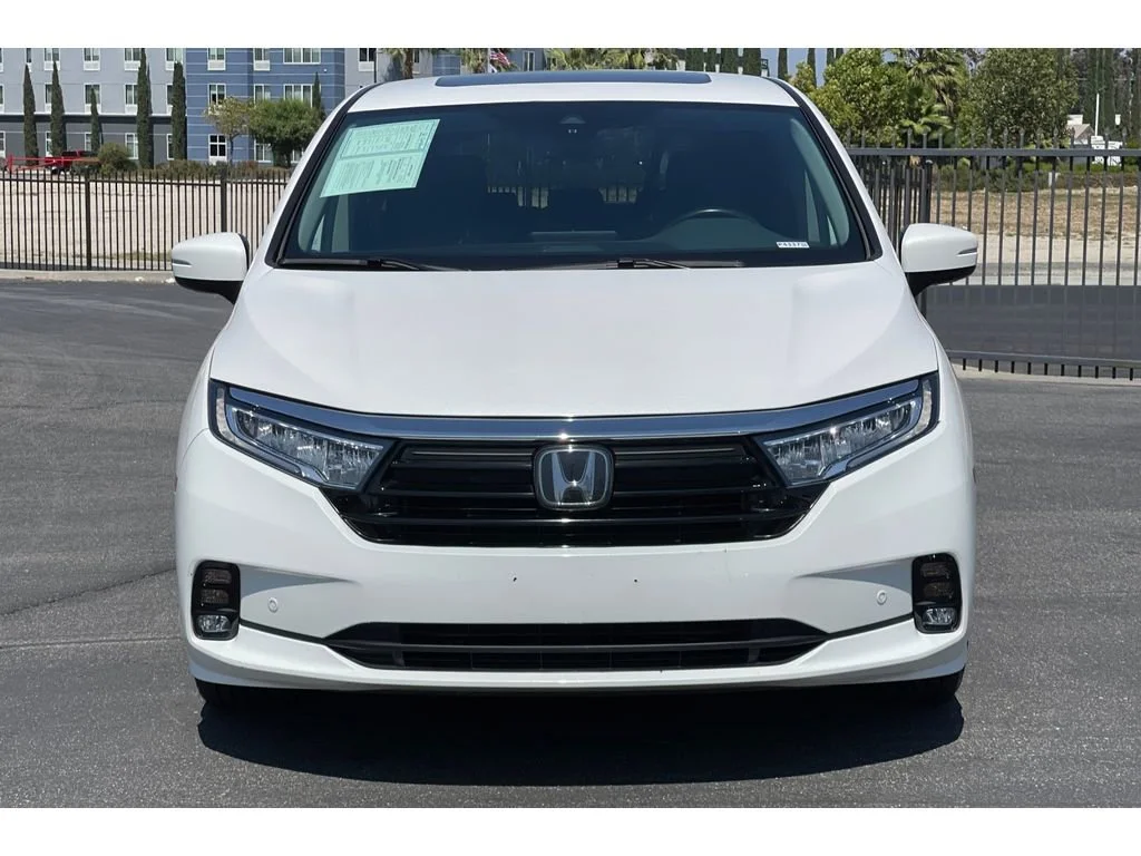 Certified Used 2024 Platinum White Pearl Honda ELITE image 68