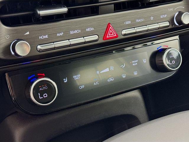 New 2026 White Hyundai Blue SEL 7P image 26