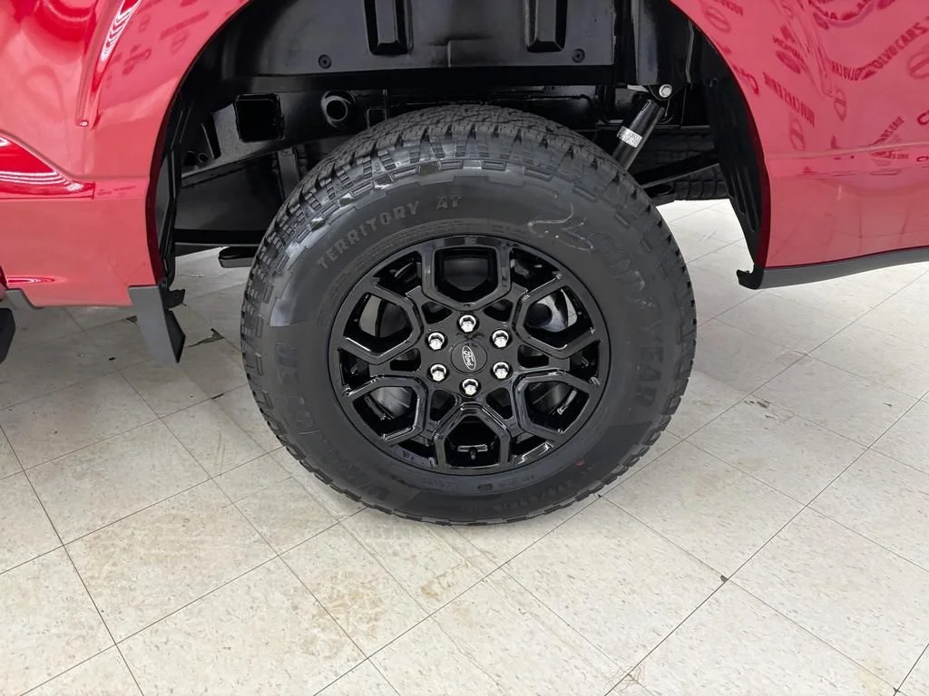New 2026 Ruby Red Metallic Tinted Clearcoat Ford XLT image 27