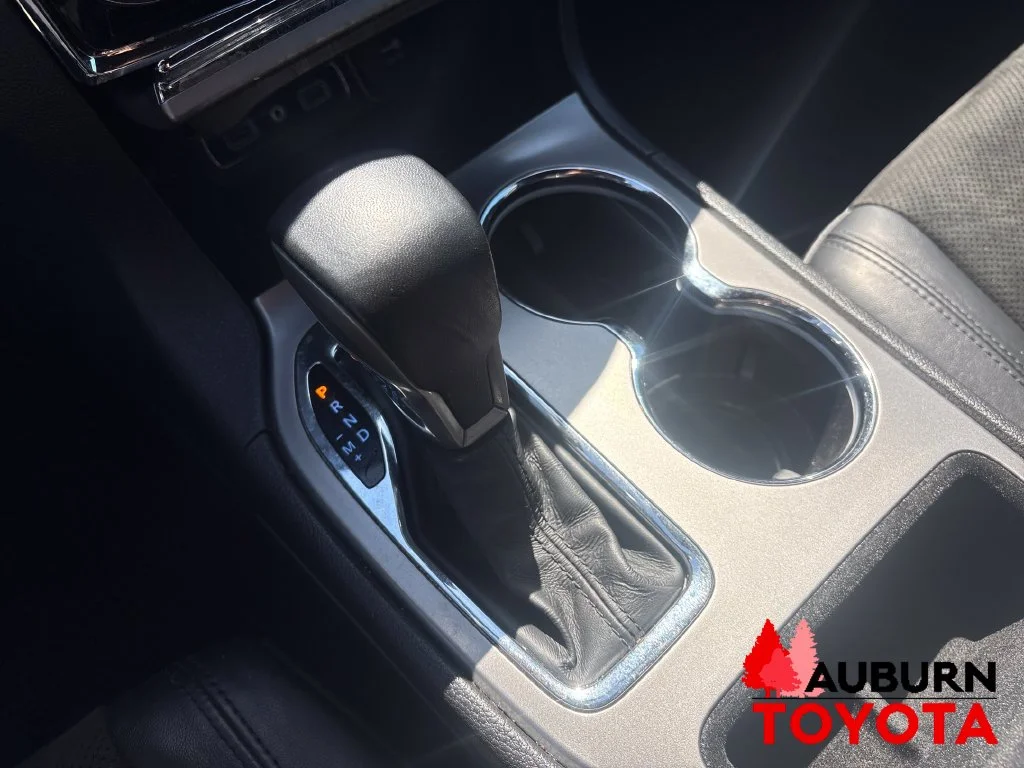 Used 2021 Black Jeep Laredo X image 14