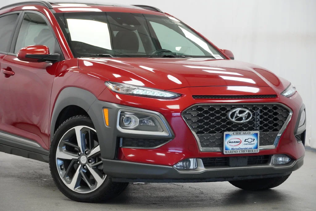 Used 2019 Red Hyundai Ultimate image 6