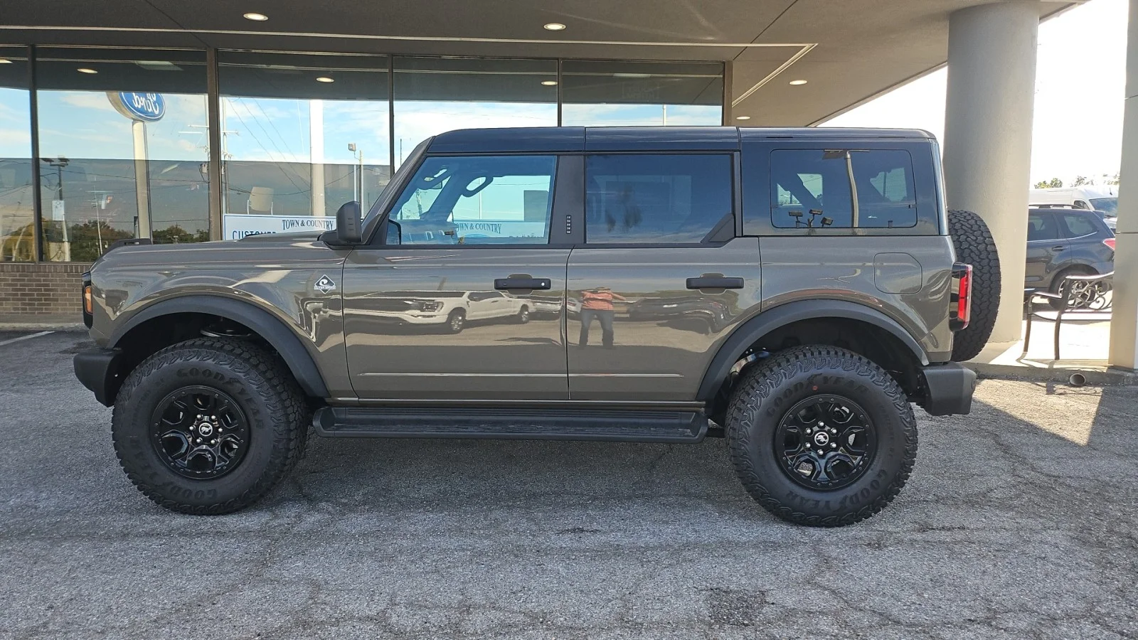 New 2026 Marsh Gray Ford Outer Banks 4WD image 3