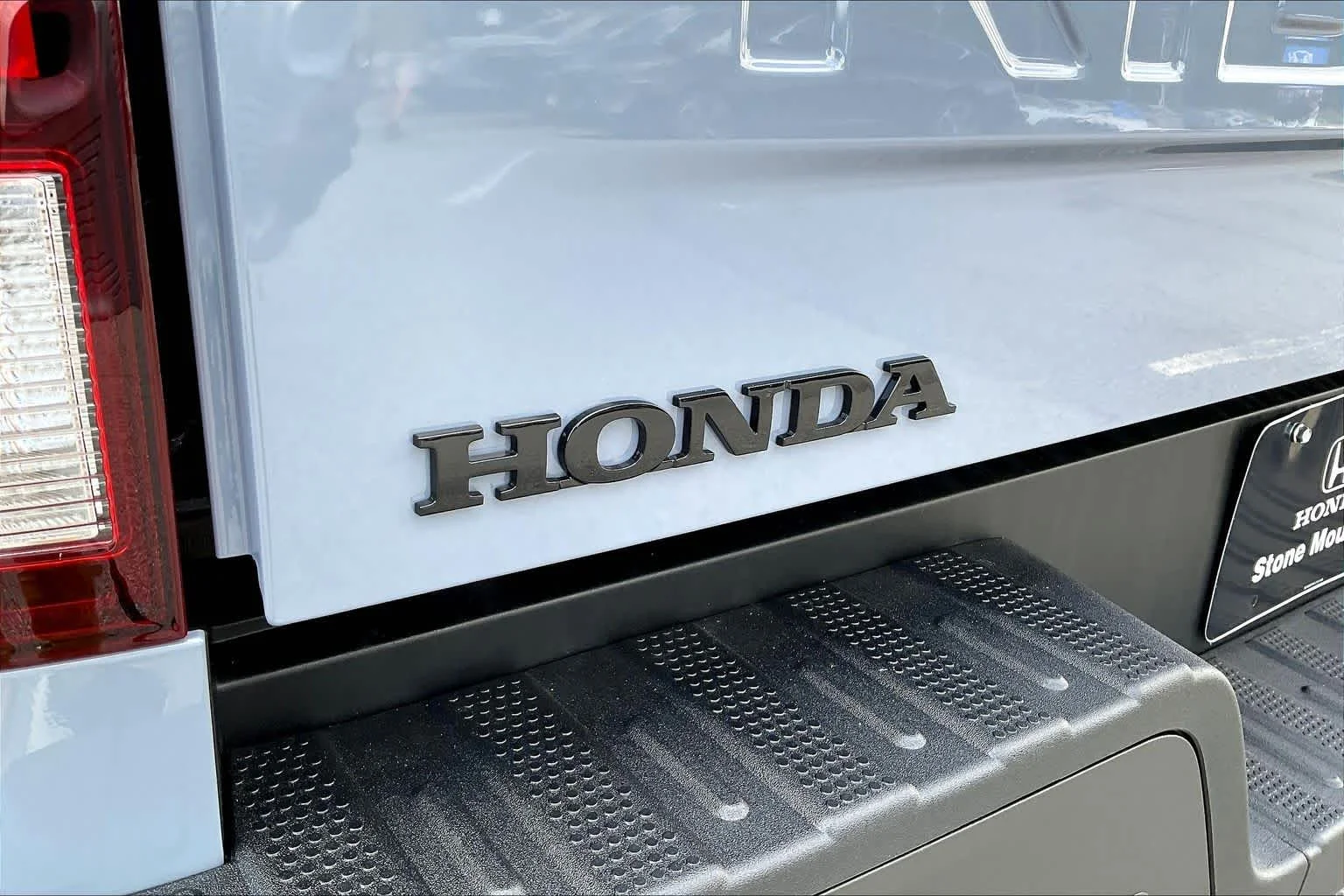 New 2026 Sonic Gray Pearl Honda Black Edition image 15