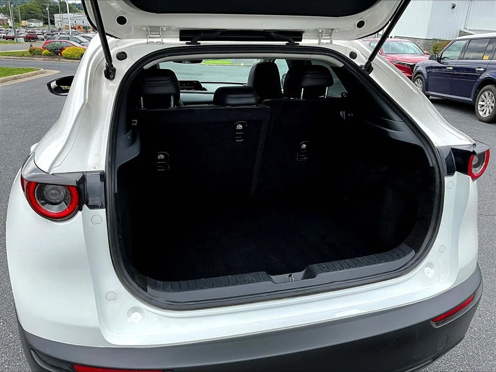 Used 2025 Snowflake White Pearl Mazda 2.5 S Preferred Package image 24