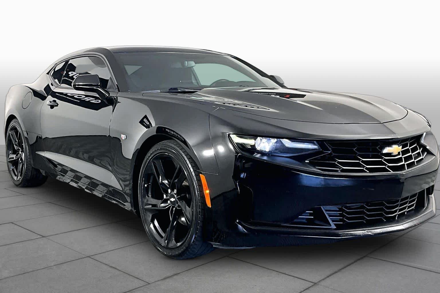 Used 2019 Black Chevrolet 1LT image 3