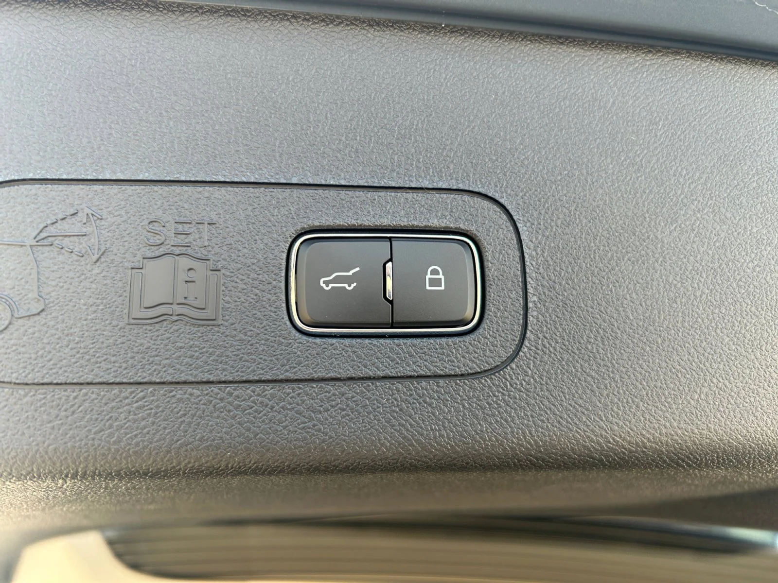 New 2026 Whisper Blue Metallic Clearcoat Lincoln Premiere image 11