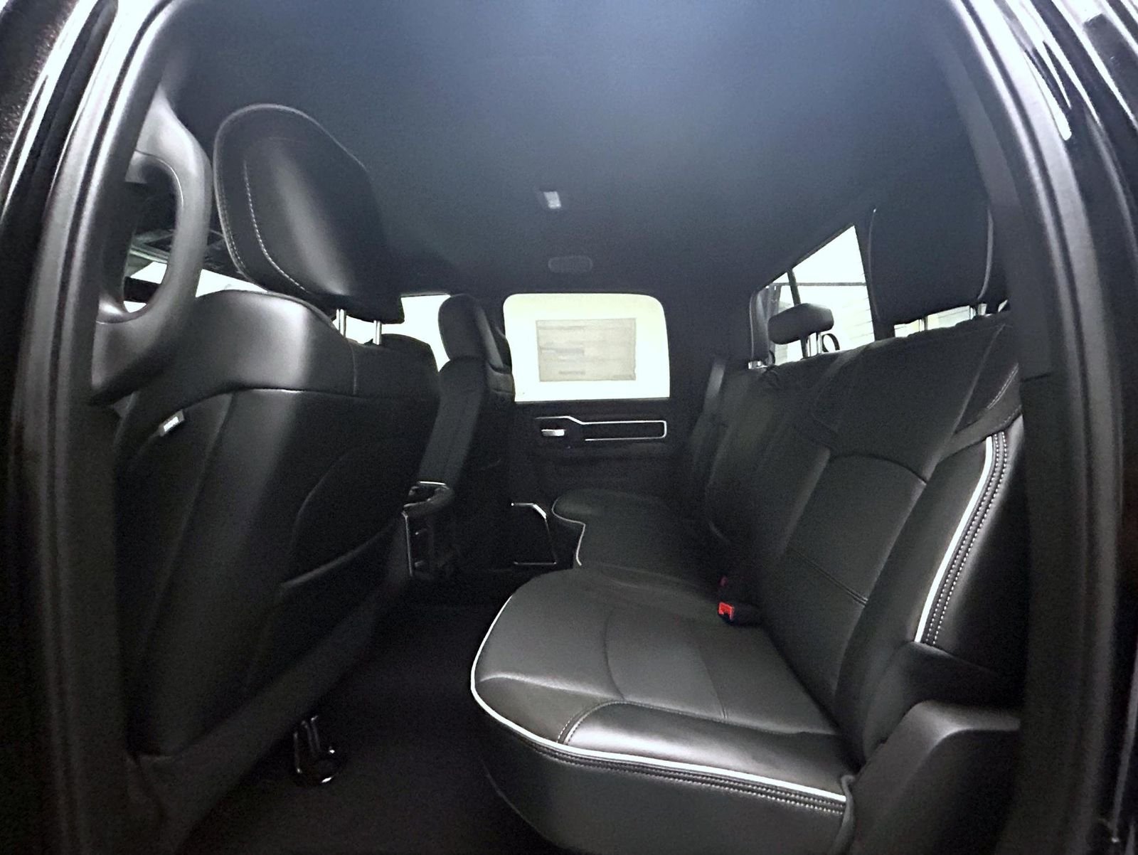 New 2026 Diamond Black Crystal Pearl-Coat Exterior Paint RAM Laramie image 19