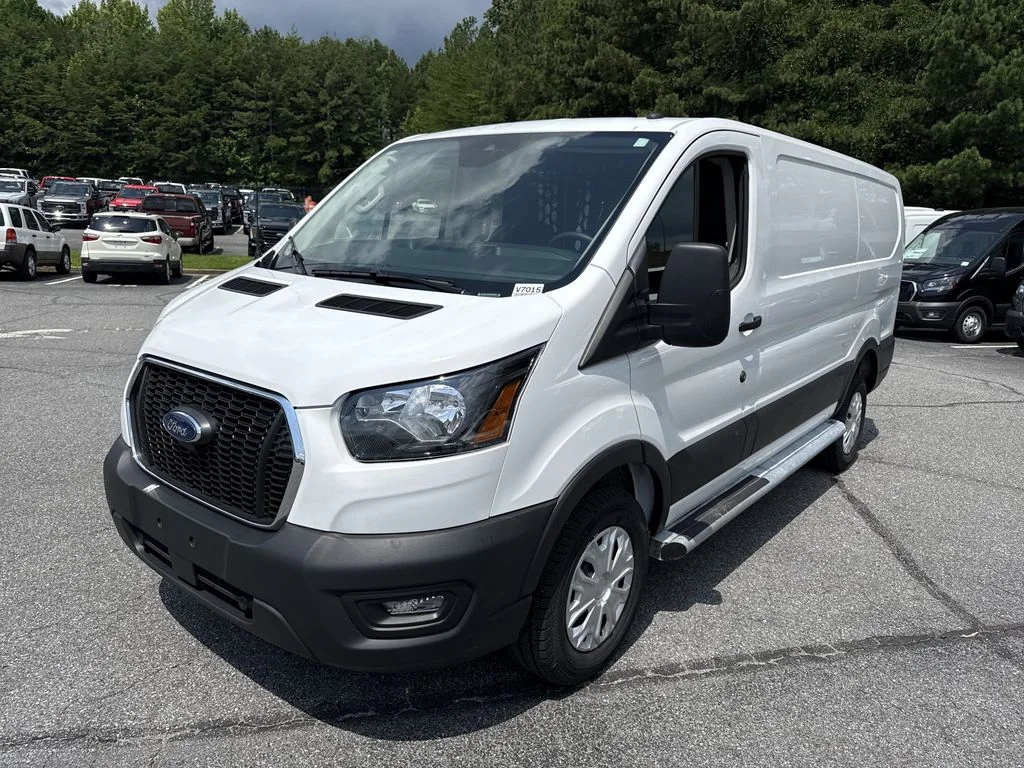 Used 2025 White Ford Base image 3