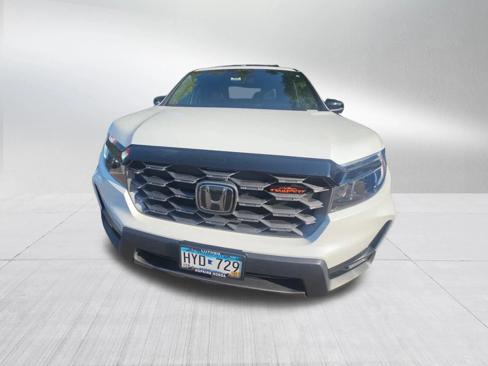 Certified Used 2022 Platinum White Pearl Honda TrailSport image 2
