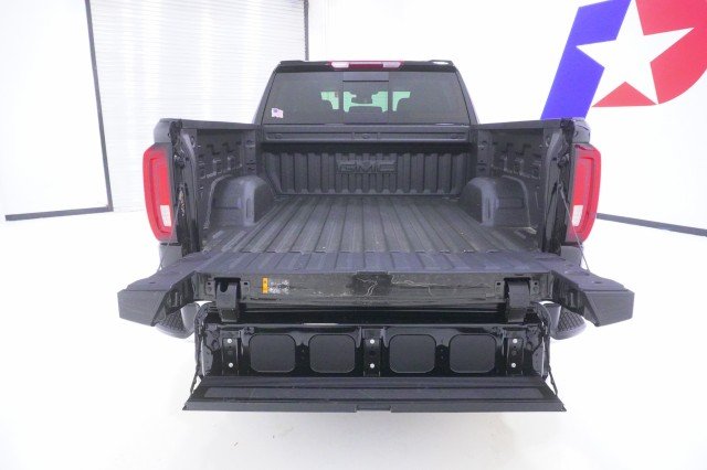 2026 GMC Sierra 1500 SLT - Photo 8
