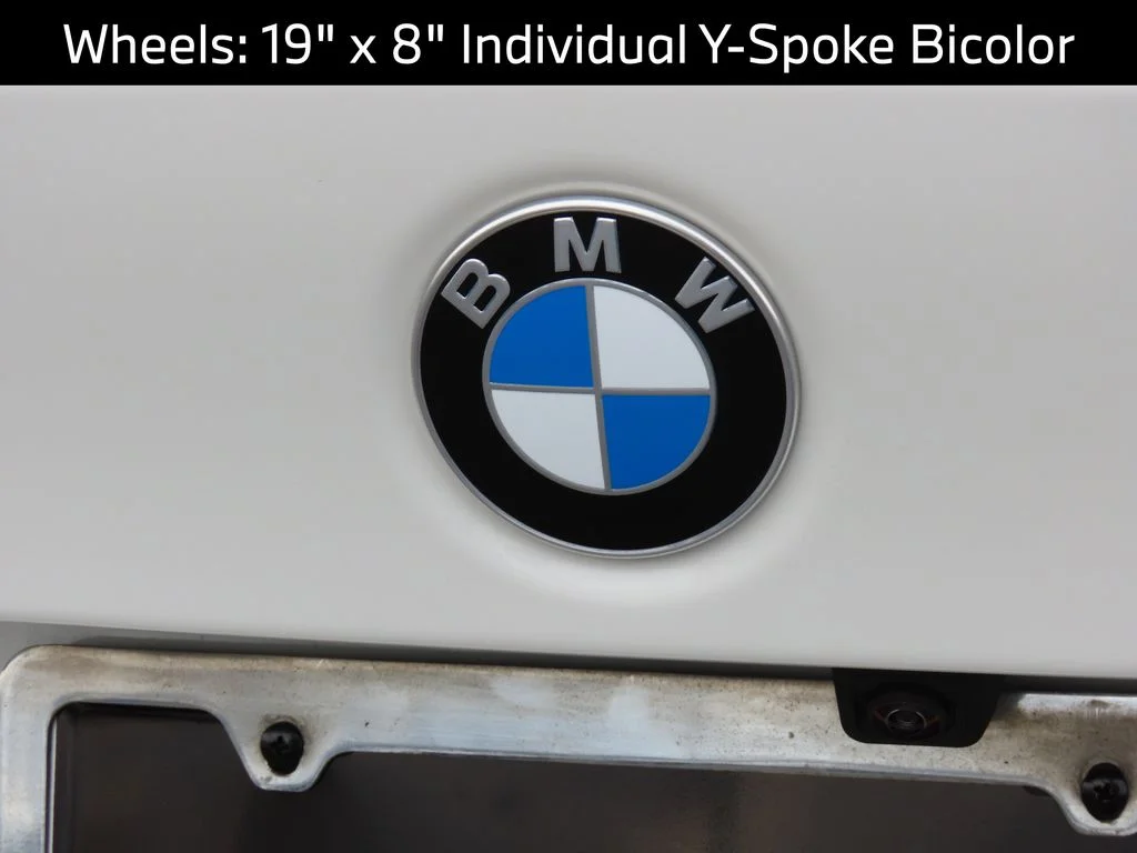 New 2026 White BMW 330i xDrive image 19