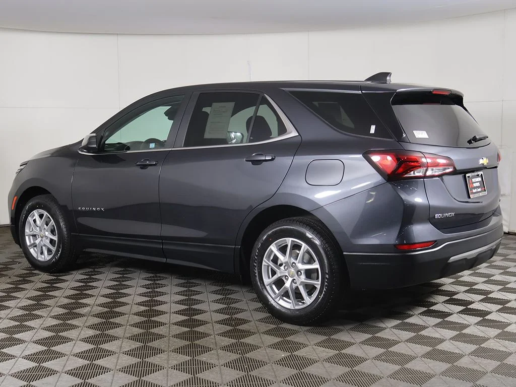 Used 2022 Gray Chevrolet LT image 6