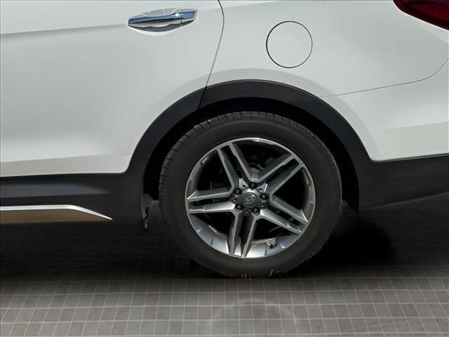Used 2019 White Hyundai Limited image 11