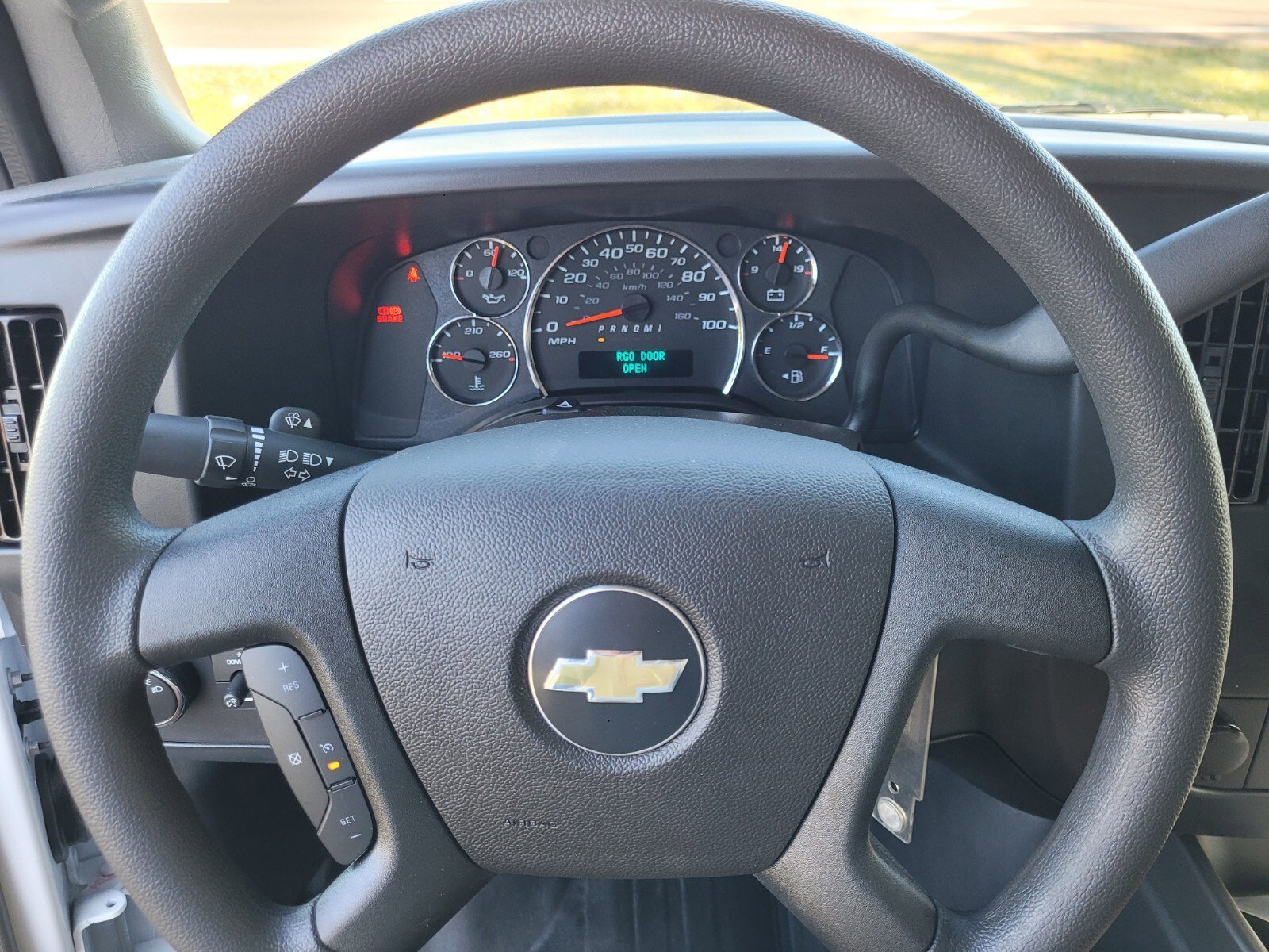 2025 Chevrolet Express Cargo Work Van - Photo 30