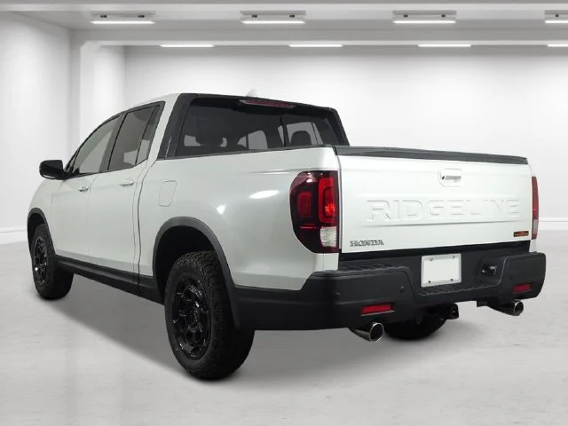 2026 Honda Ridgeline TrailSport - Photo 3