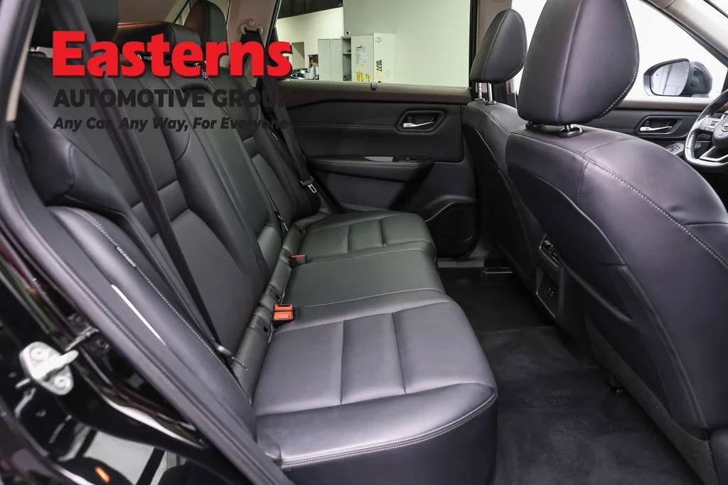 Used 2023 Black Nissan SV image 24
