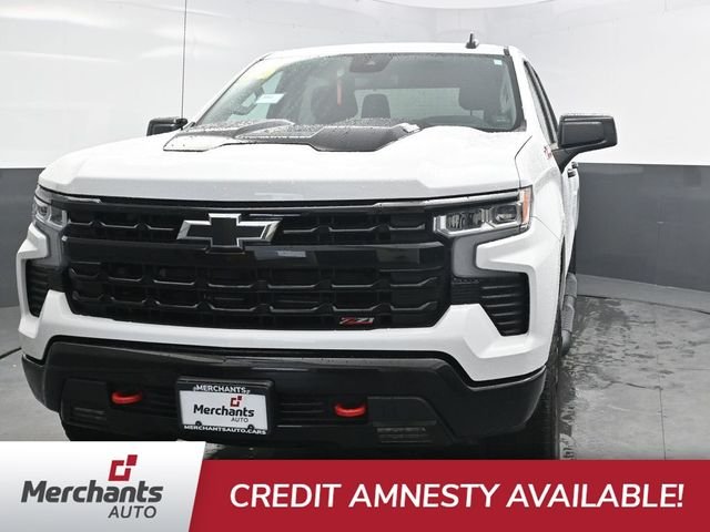 Used 2025 White Chevrolet LT Trail Boss image 2