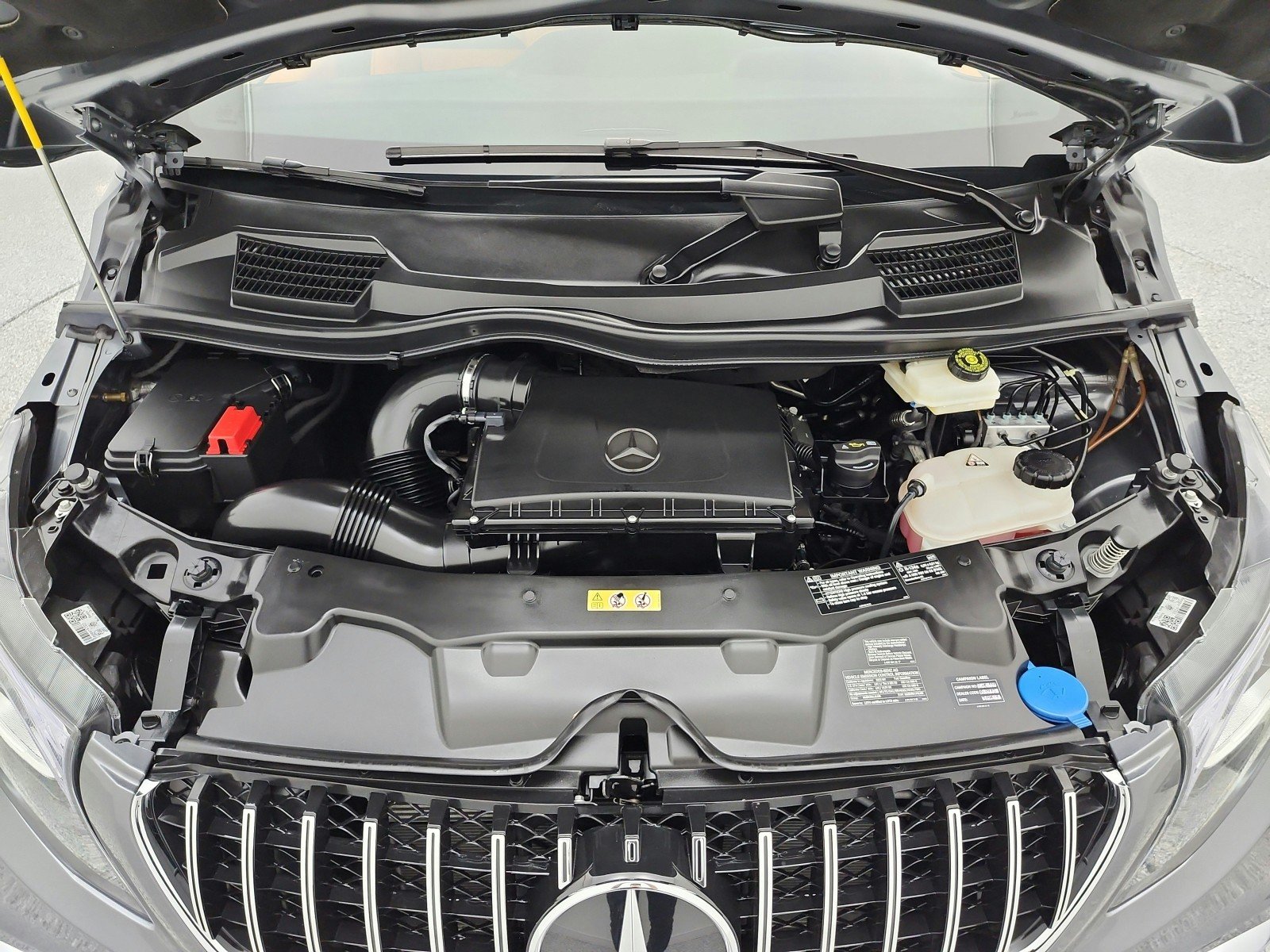 Used 2022 Selenite Grey Metallic Mercedes-Benz Standard Roof 126 Wheelbase image 29