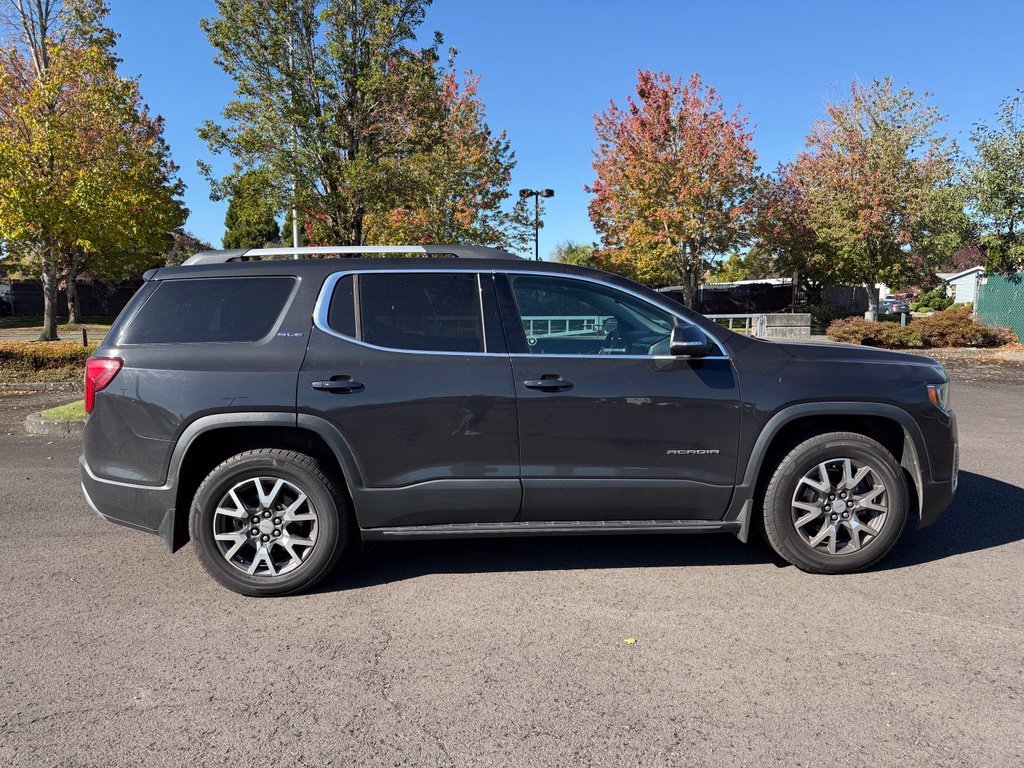 Used 2020 Carbon Black Metallic GMC SLE image 8
