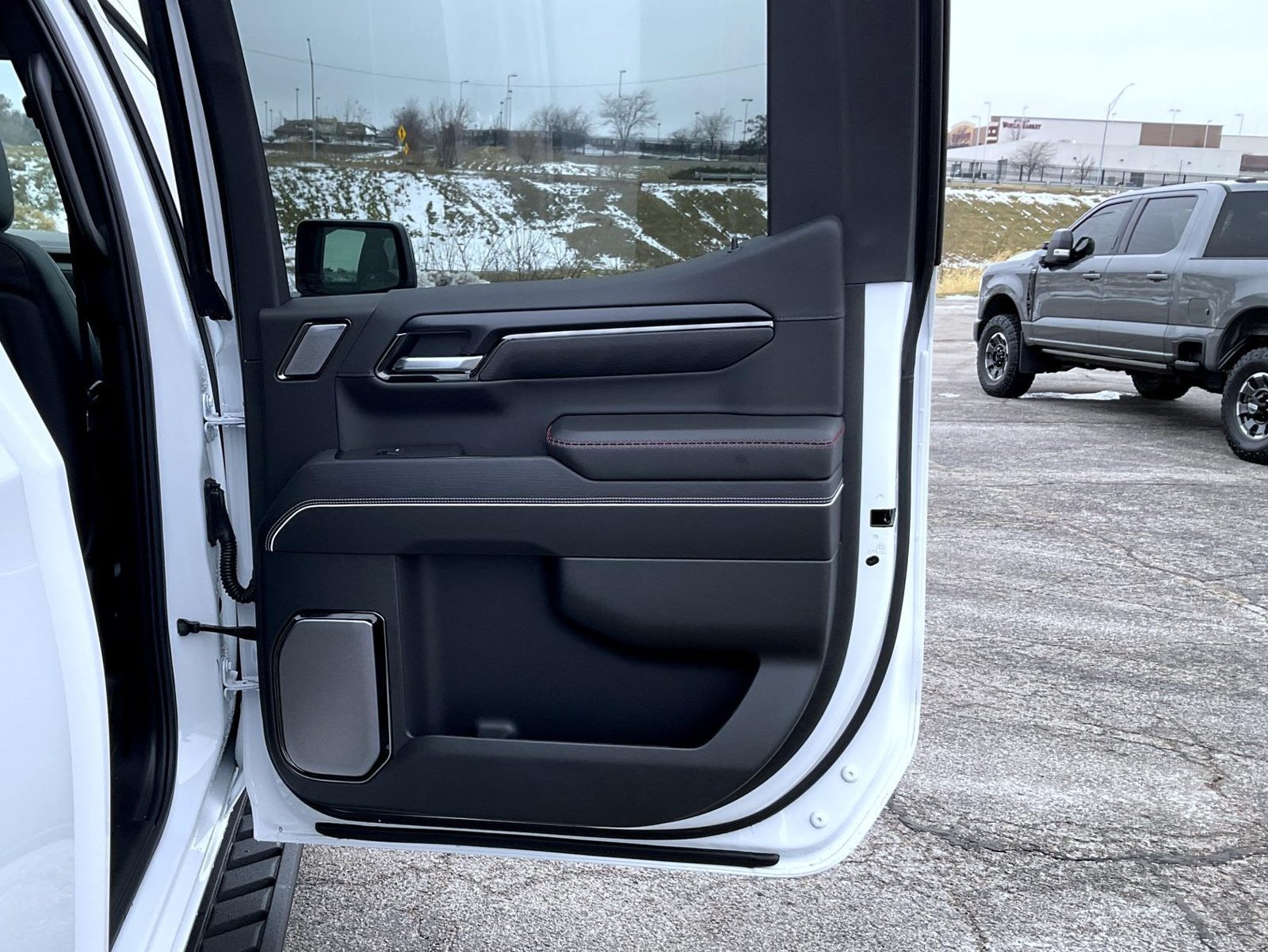 2026 GMC Sierra 1500 AT4X - Photo 17