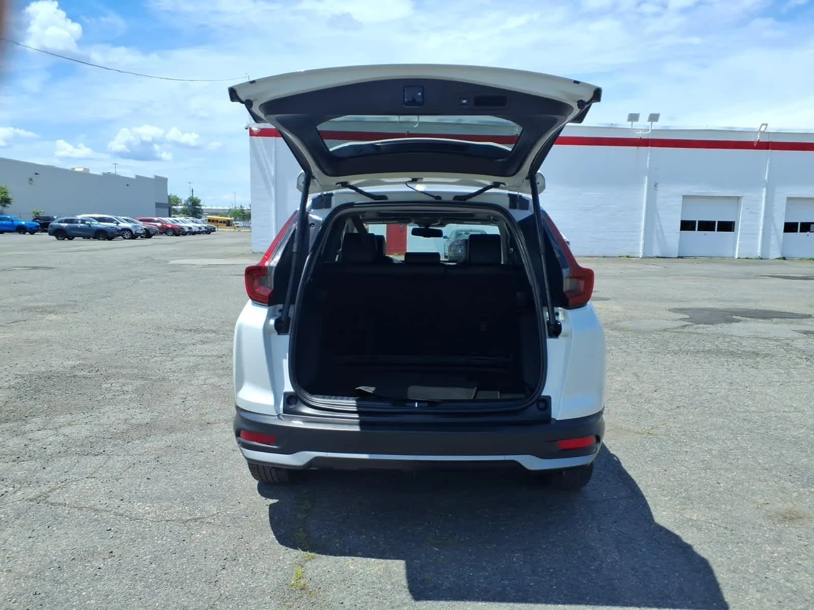 Certified Used 2022 Platinum White Pearl Honda EX-L image 10