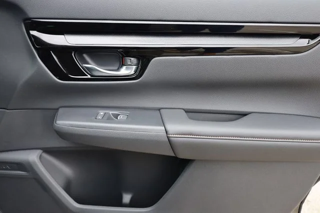 New 2026 Platinum White Pearl Honda Sport Touring image 25