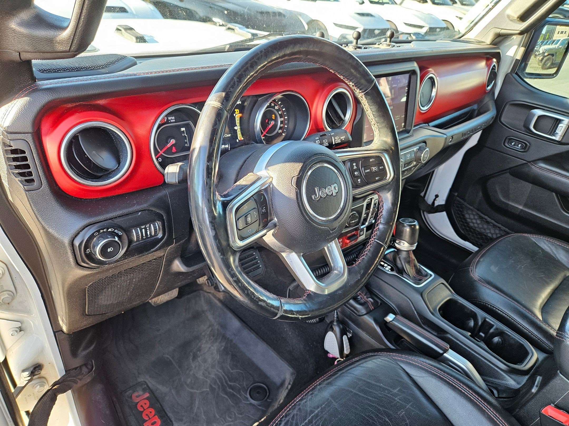 Used 2019 Bright White Clearcoat Jeep Rubicon image 14