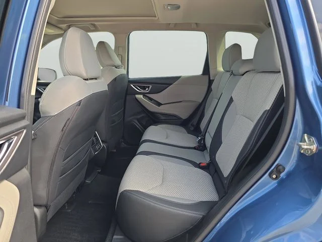 Used 2021 Blue Subaru Premium image 12