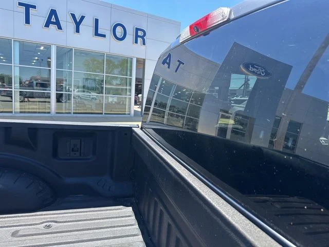 Used 2022 Carbonized Gray Metallic Ford XLT image 14