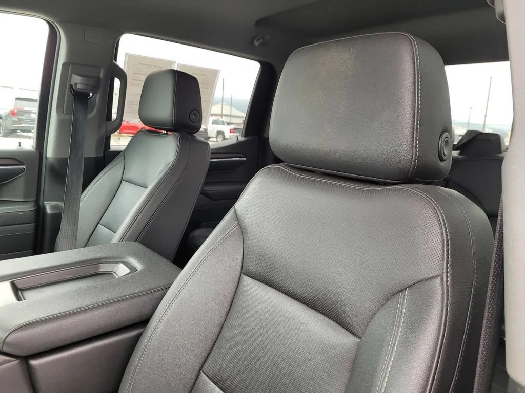 2024 GMC Sierra 1500 SLT - Photo 16