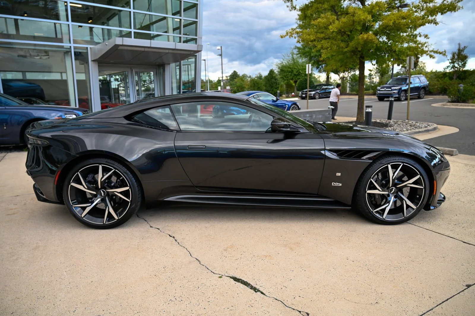 Used 2021  Aston Martin Superleggera image 7