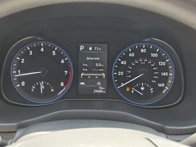 Used 2022 Ultra Black Hyundai SEL image 16