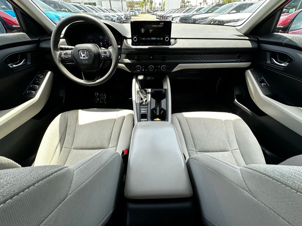 Used 2023 Red Honda LX image 19