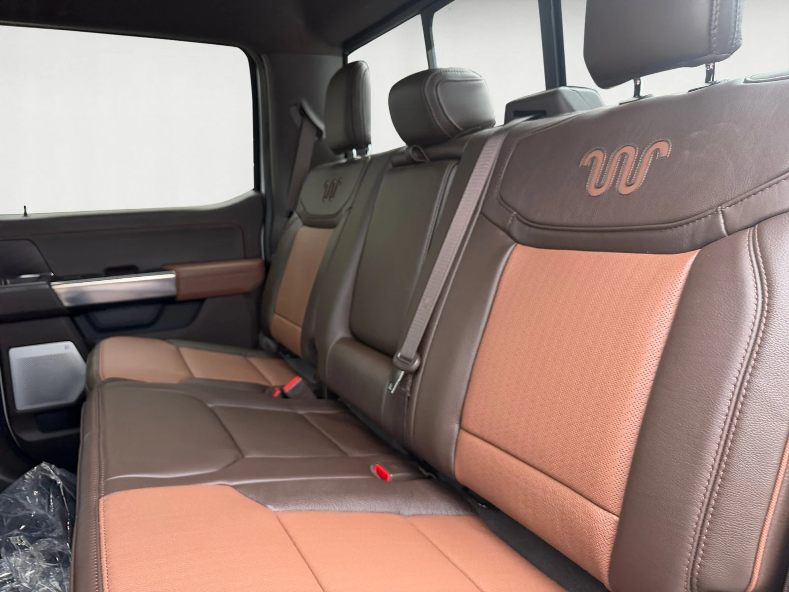 New 2026 Star White Metallic Tri-Coat Ford King Ranch image 13
