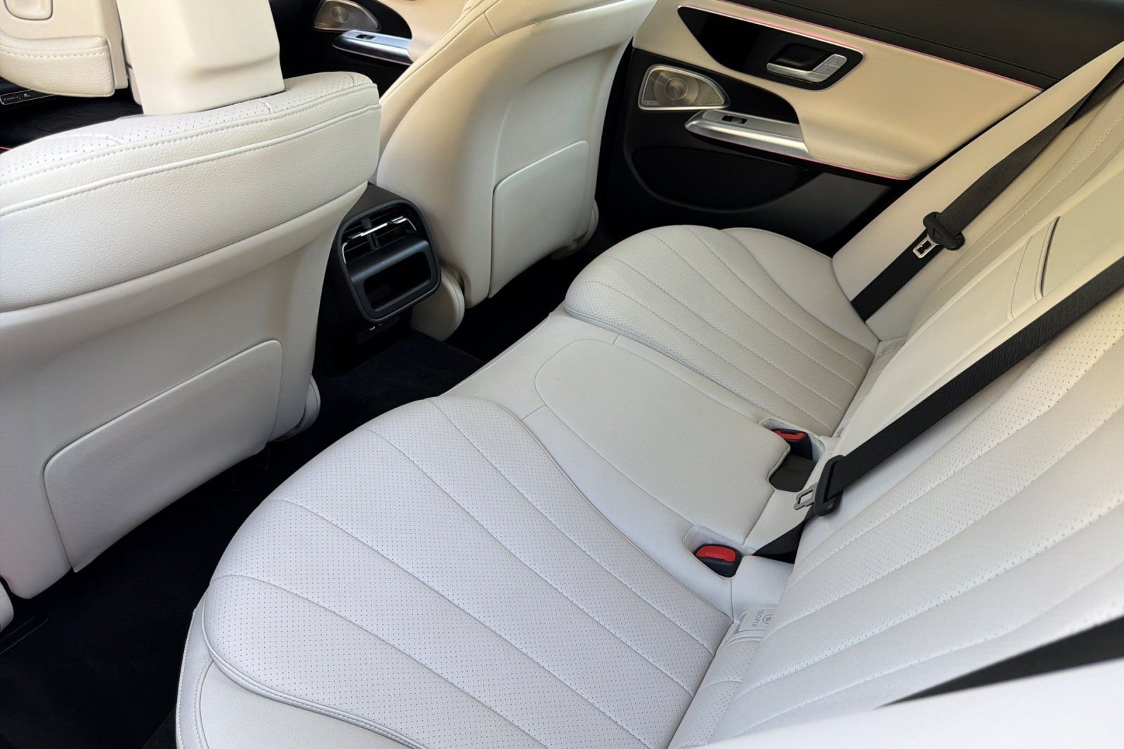 Certified Used 2025 Brown Mercedes-Benz E 350 image 10