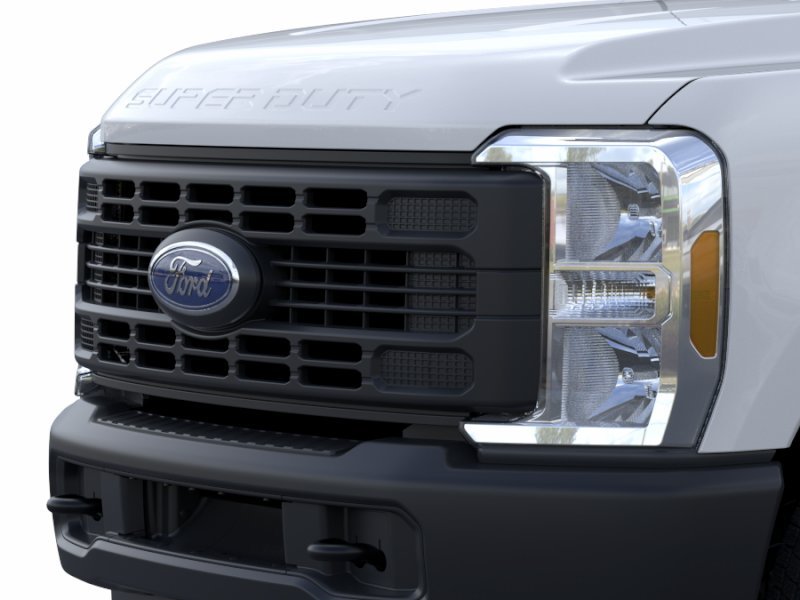 New 2026 Oxford White Ford F-250® XL image 39