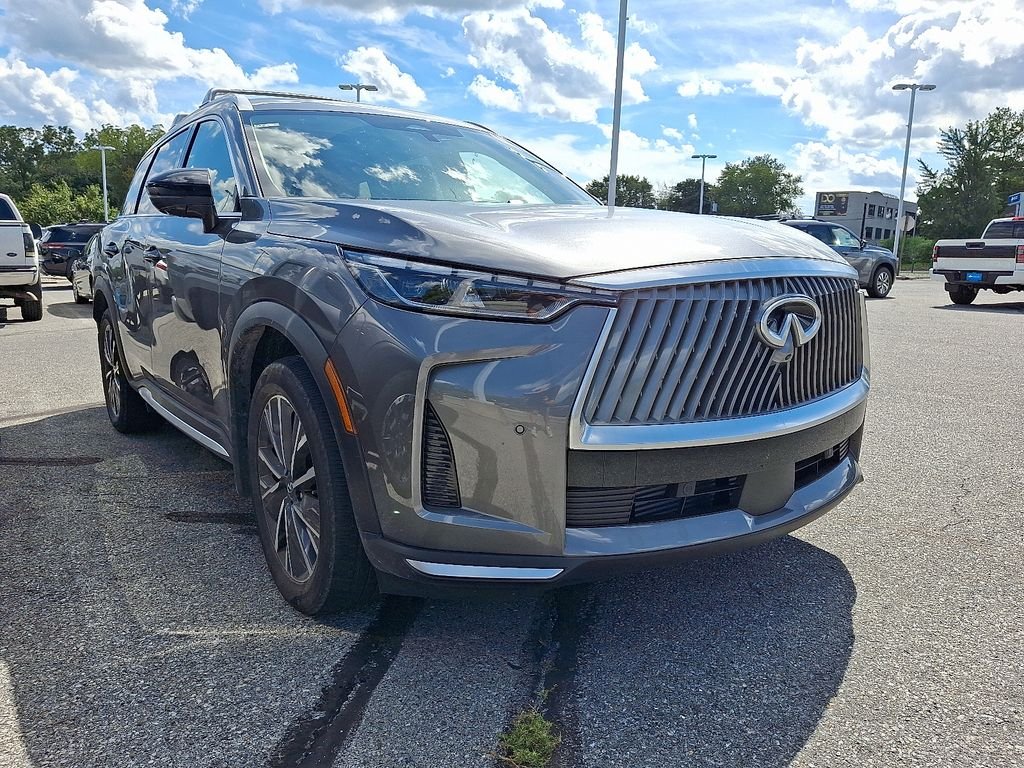 Used 2026 Gray INFINITI LUXE image 1